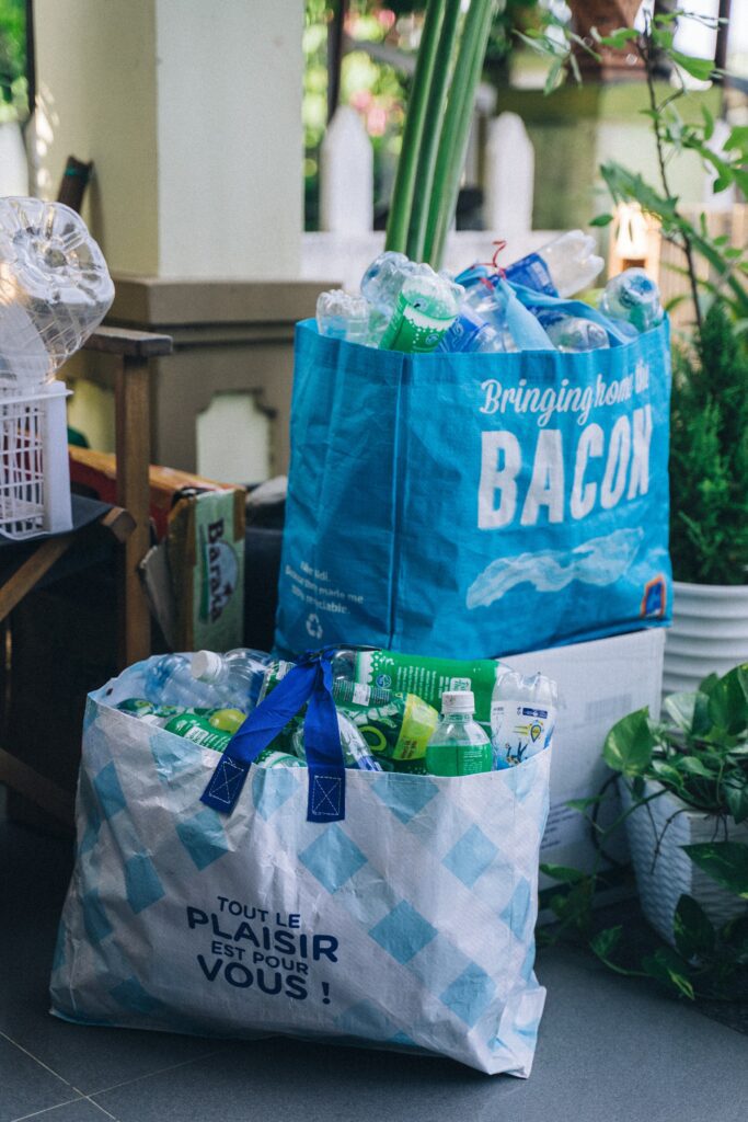 The Versatility of Mini Garbage Bags: From Home to Healthcare