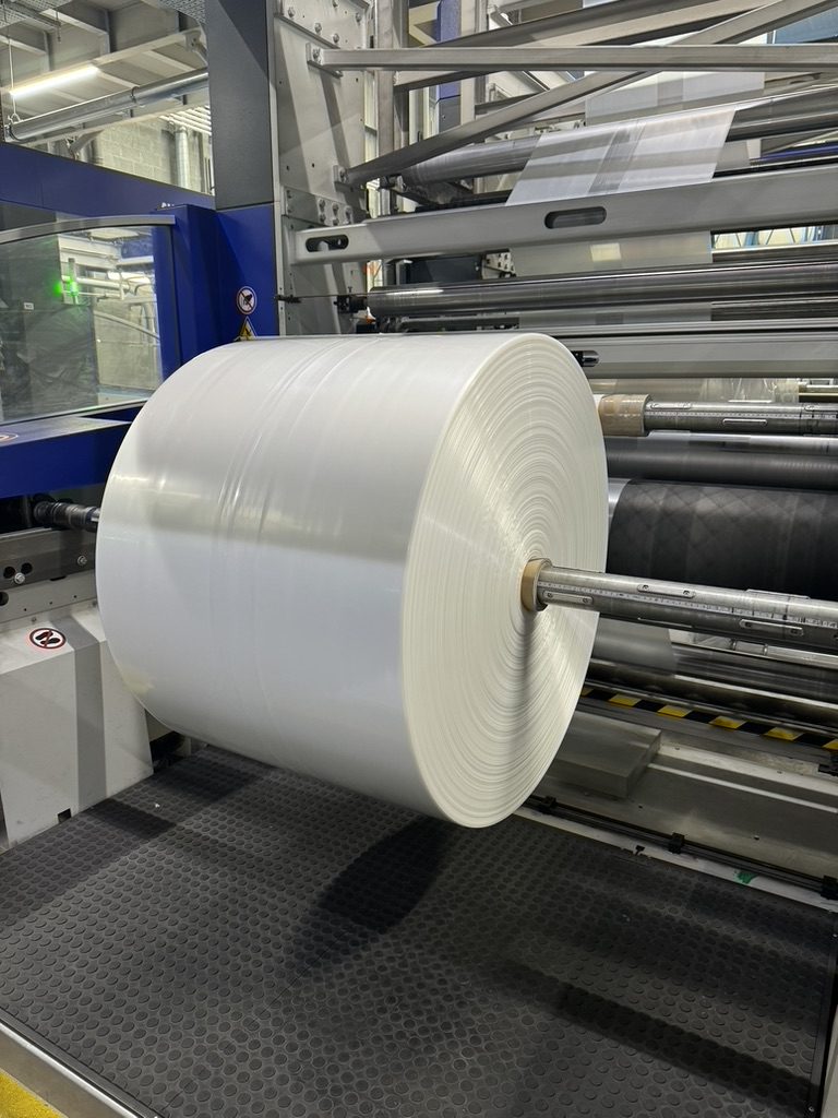 Polythene Stretch Hooding Film, Polythene Stretch Hooding Film Manufacture